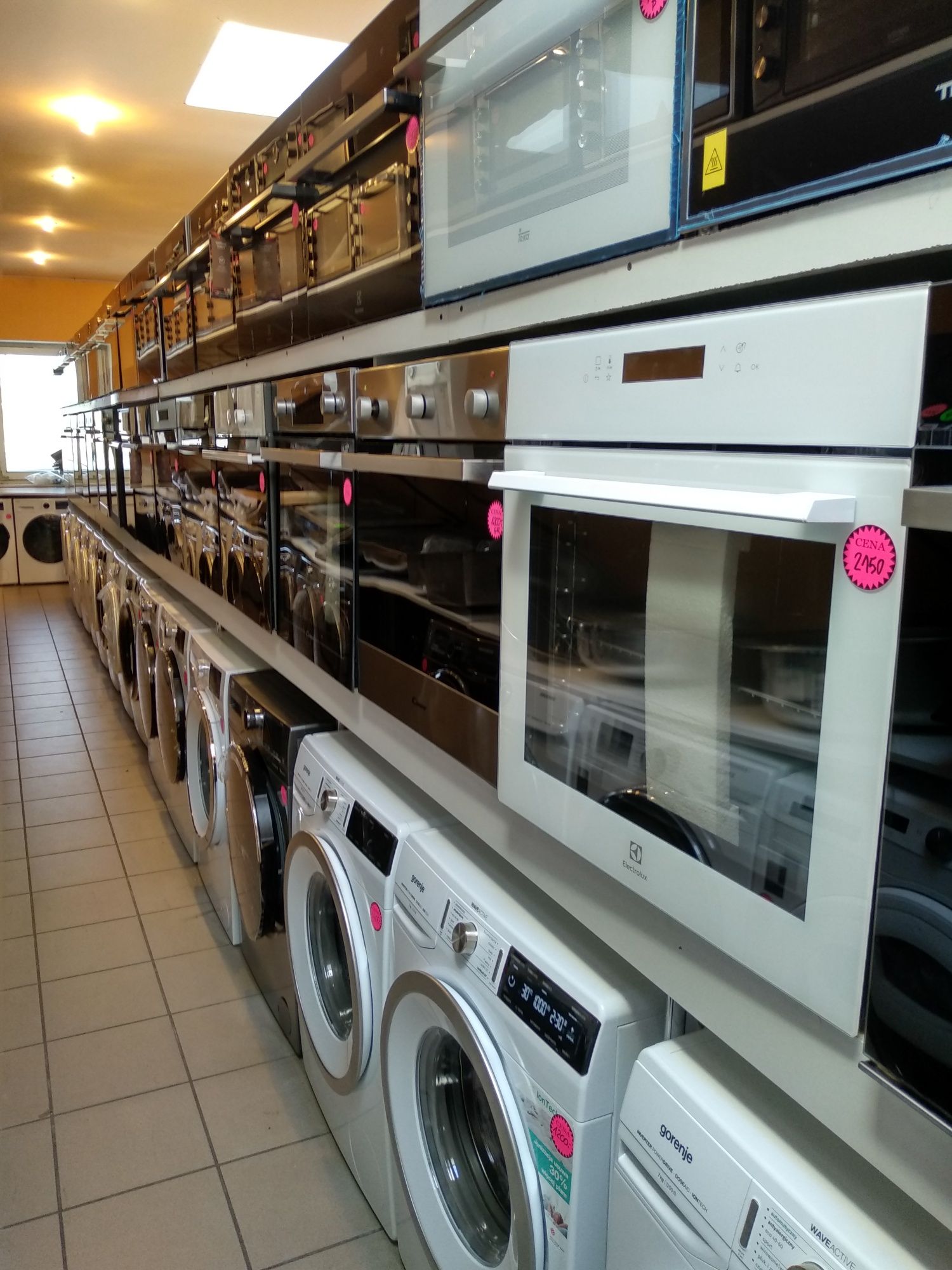 OUTLET Janki ul Wspólna 6 Piekarnik Electrolux LOE8H31V
