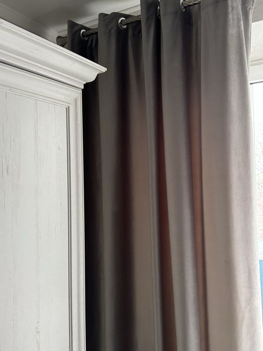 Комплект штор із тканини мікровелюр  колір молочний