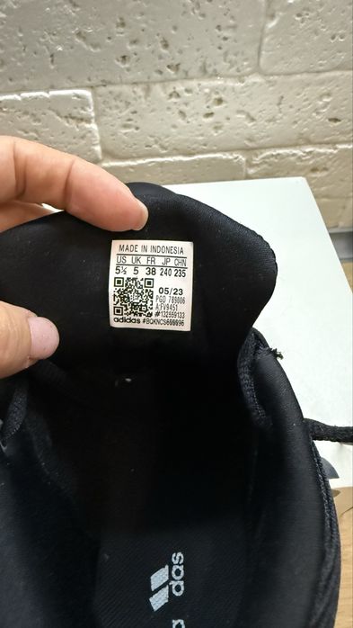 Ботинки Adidas р.37