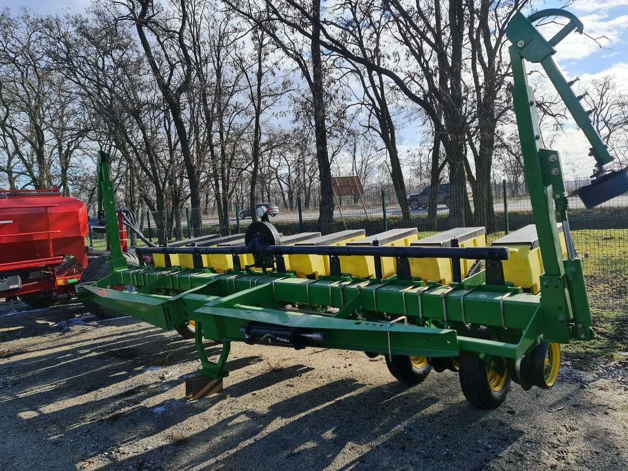 8 Рядів John Deere Рама 7200 Секція 1780 (Посилена No-Till) під МТЗ