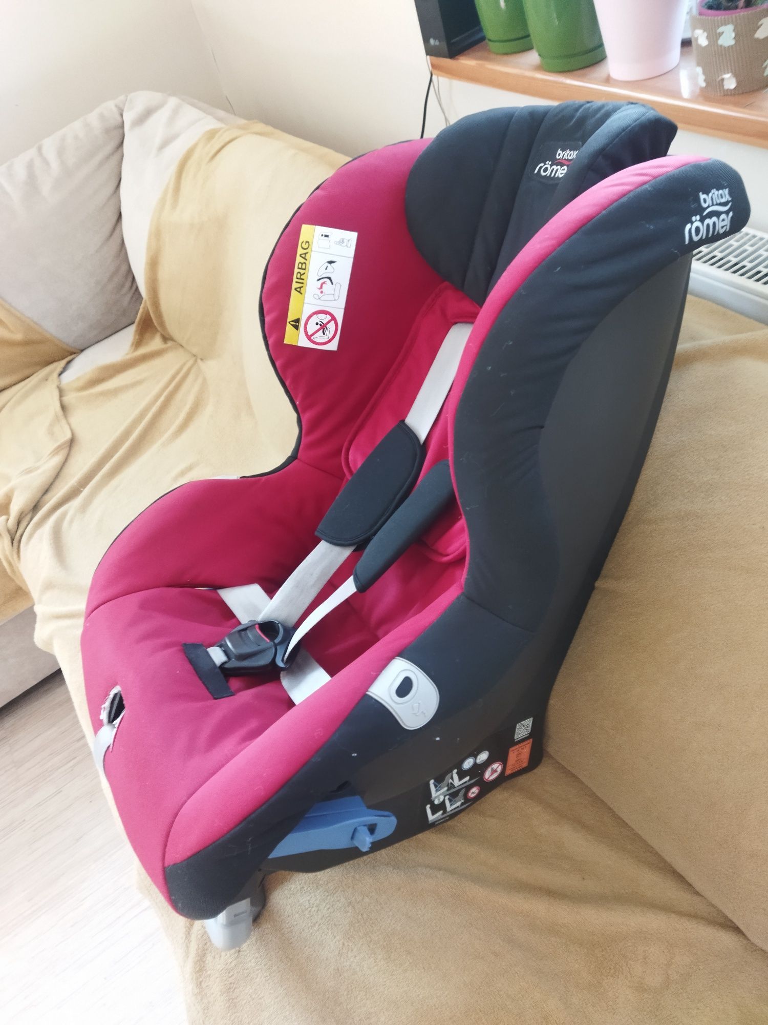 Fotelik britax max way RWF tyłem do kierunku jazdy 9/25kg