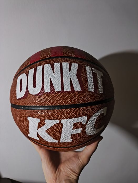 LIMITOWANA piłka Jaremiego Sochana KFC