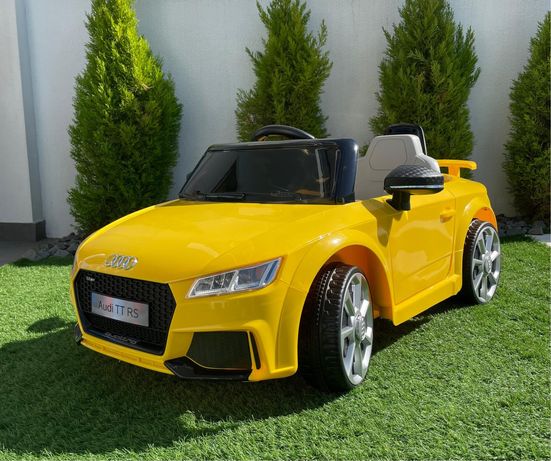 Audi TT RS carro electrico para crianca até aos 30Kg