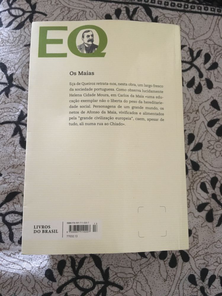 Livro “Os Maias”