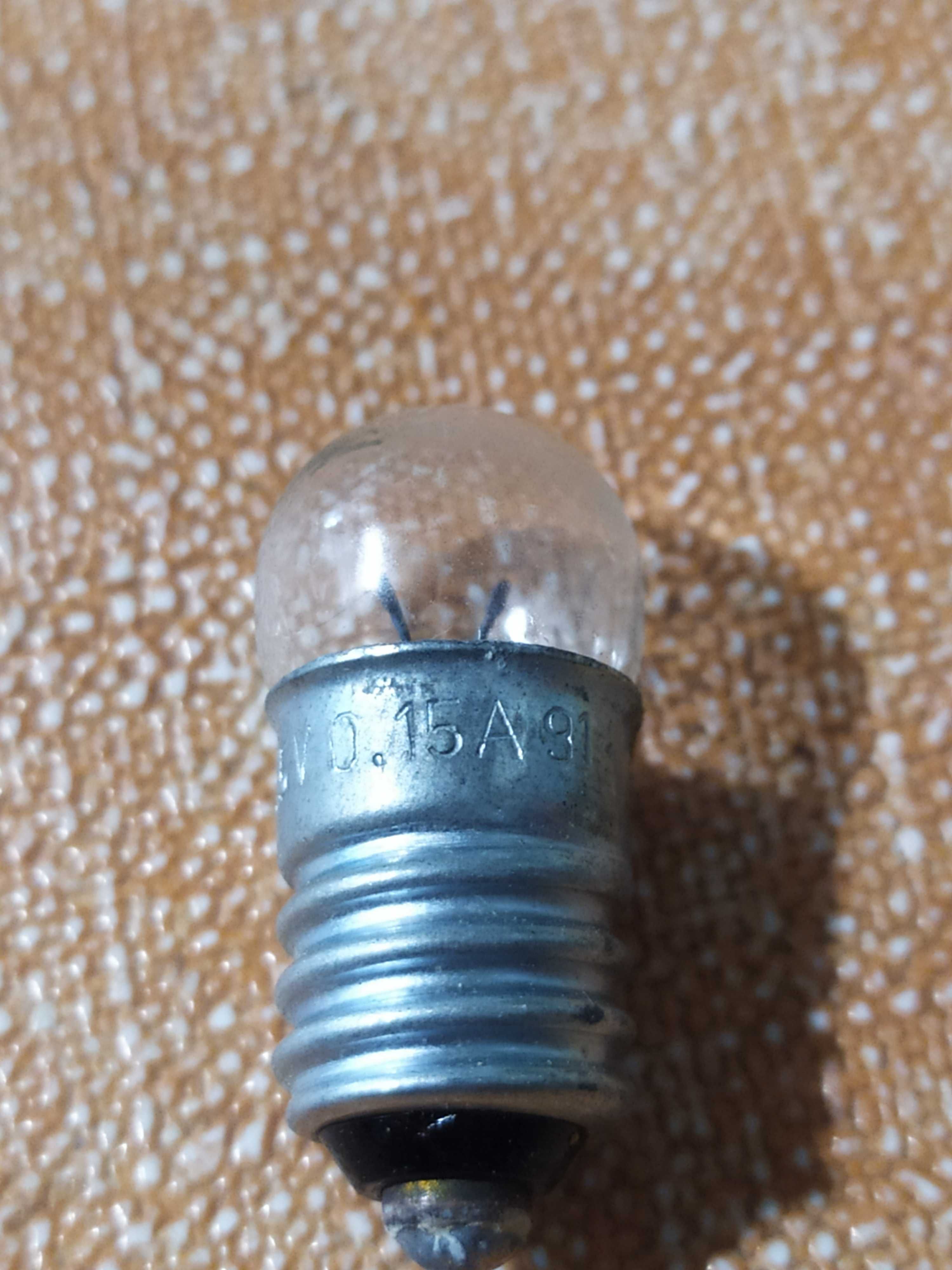 Лампочка для фонарика Е10 3,5V 0,15A