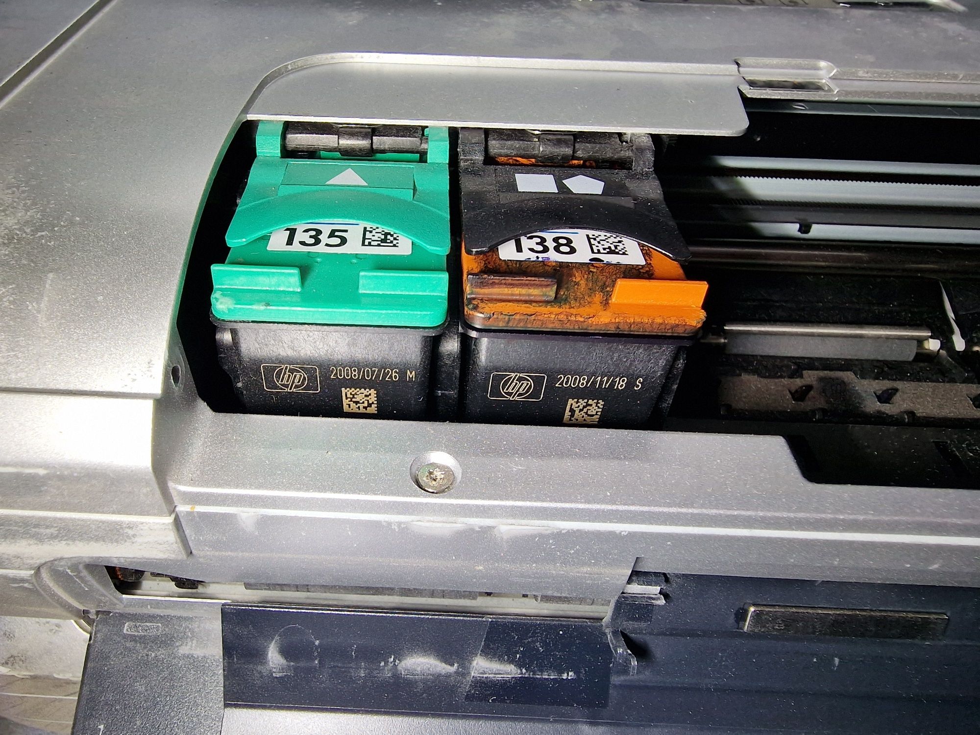 Принтер HP Deskjet 460cb Mobile Printer