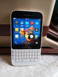 Продам телефон Blackberry Q5 питримуе 4дж