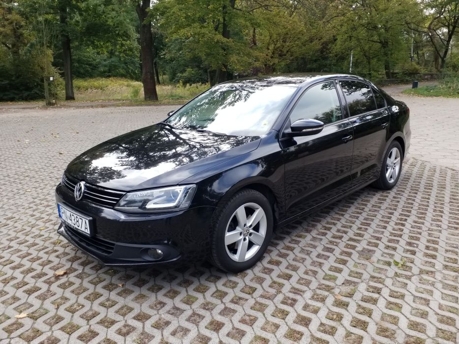 Elegancki VW Jetta 1.6TDI 2013/14 salon Polska, bogate wyposażenie