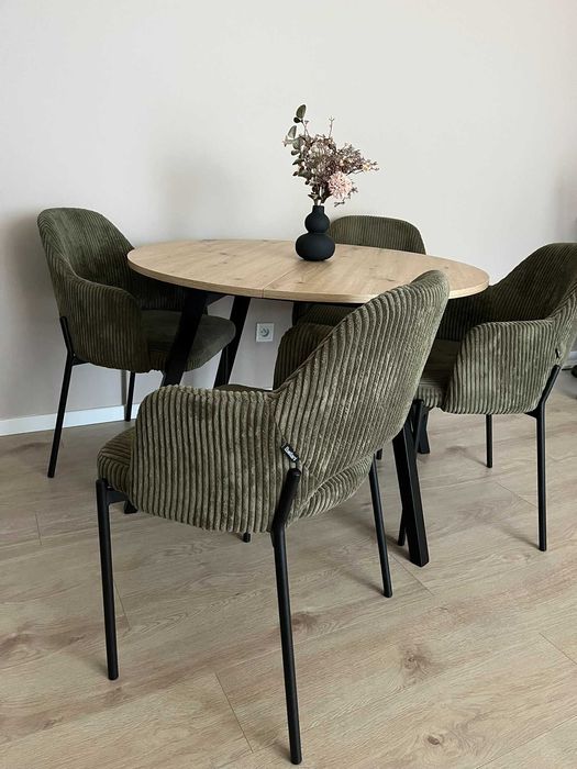 Komplet do jadalni - okrągły rozkładany stół i 4 krzesła