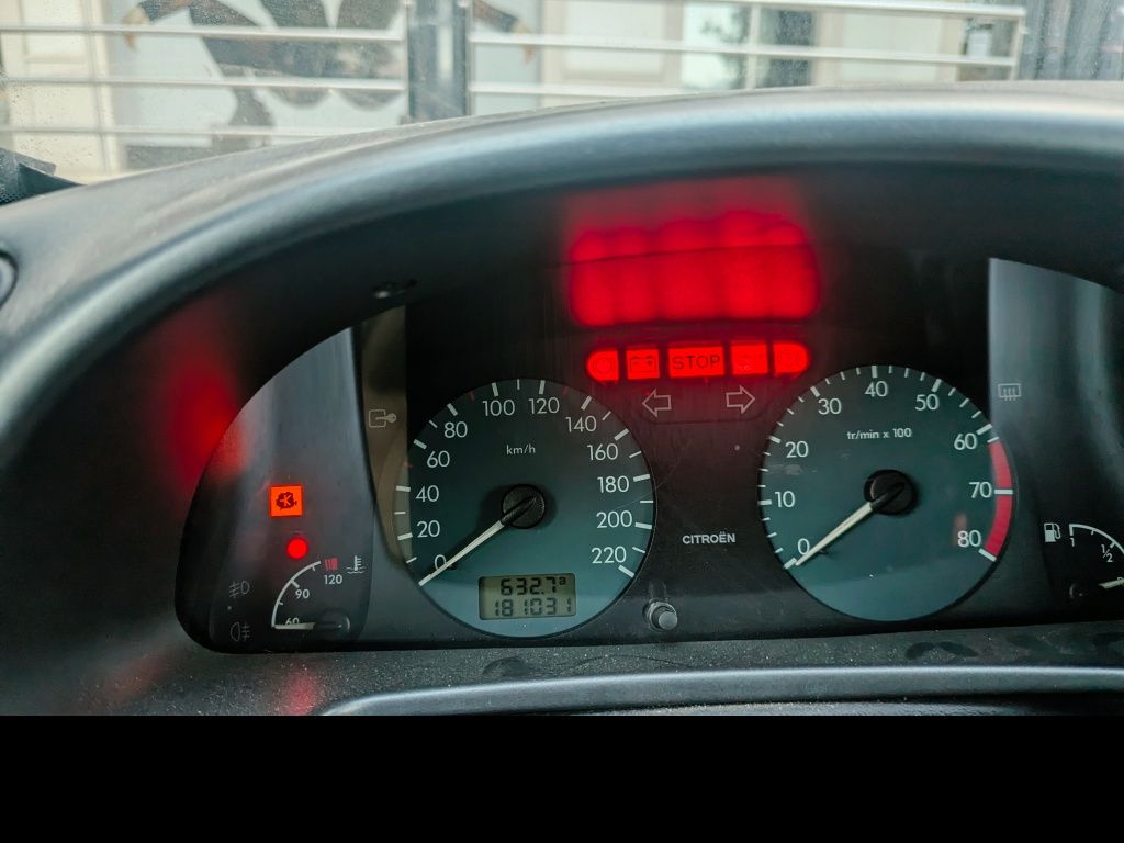 Citroën Xsara 1.4i gasolina ano 2000
