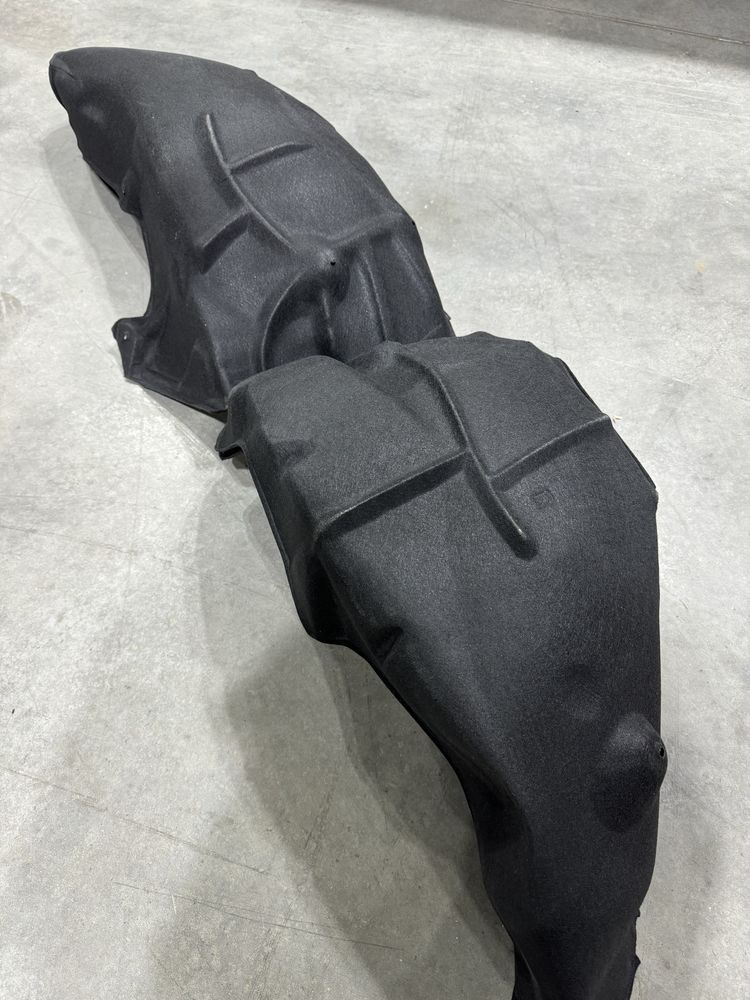 Підкрилок задній Tesla M3/MY -1081583-00-B, 1492615-00-A, 1081584-00-B