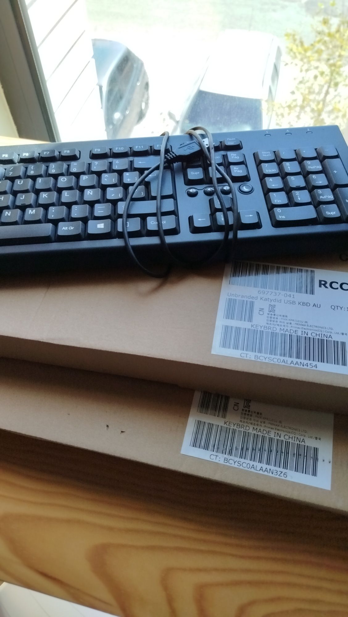 Três Teclados HP