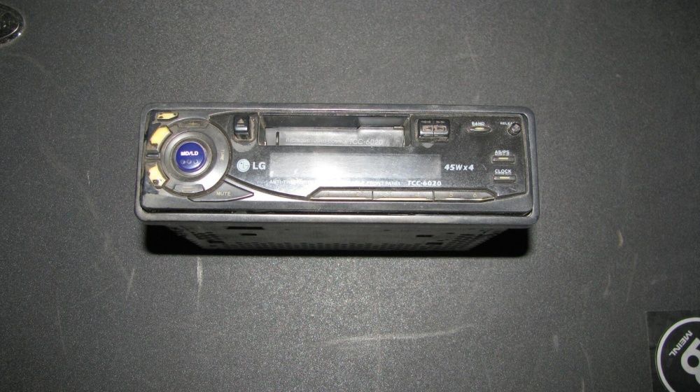 Продам автомагнитолу LG TCC 6020