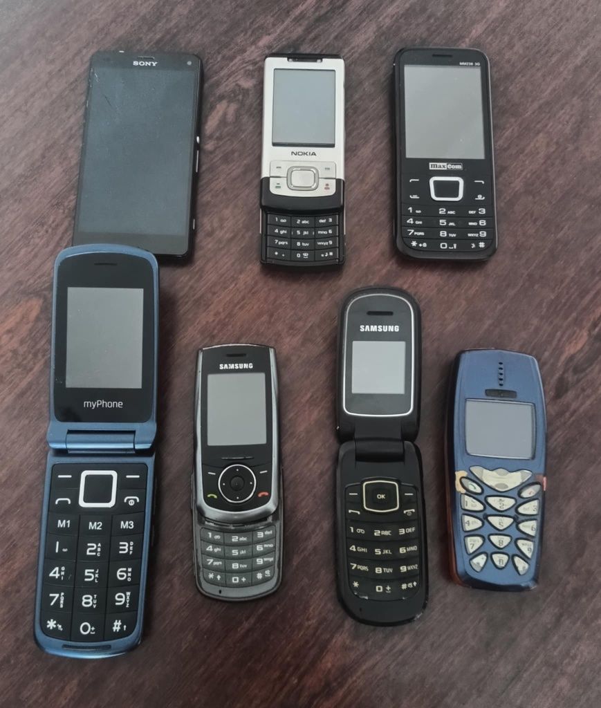 Sprzedam telefony 15 szt