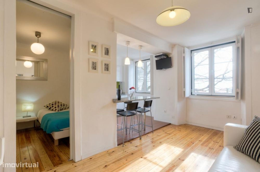 Apartamento com 2 quartos - localizado em Sé Lisbon