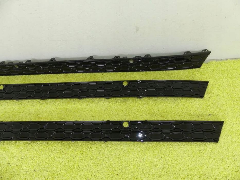 listwa zderzaka tył audi a3 8y rs3 20r- nówa