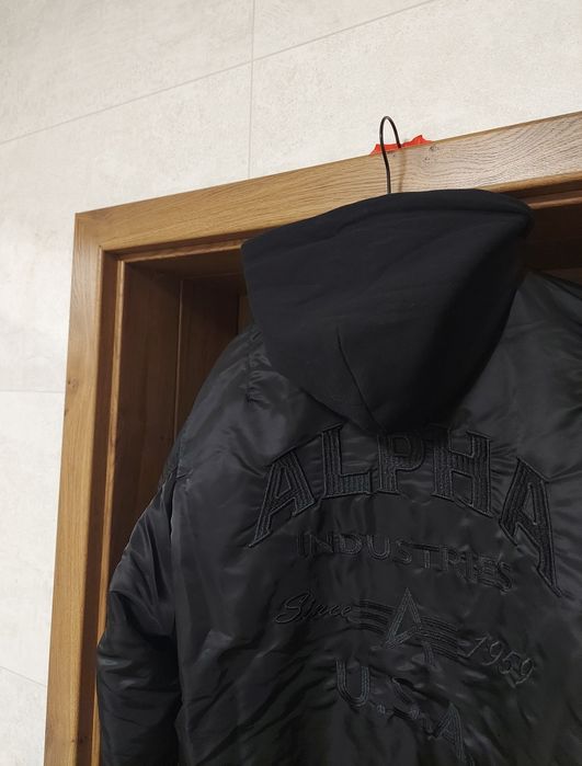 Kurtka bomberka Alpha Industries MA-1 ZH Back EMB czarna rozmiar XL