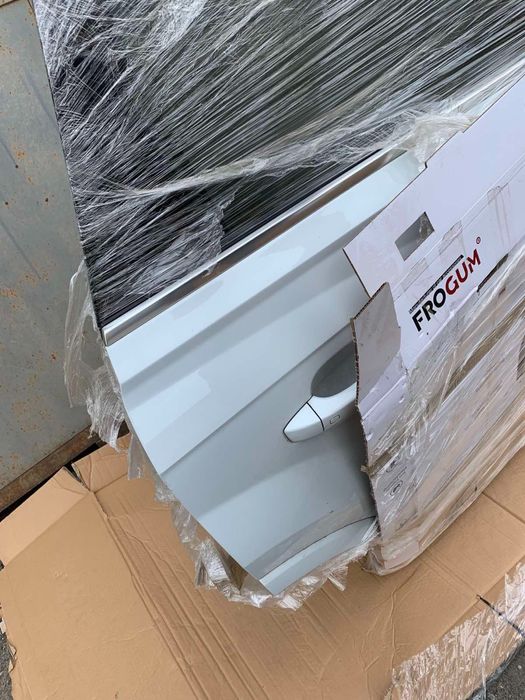 Дверь задняя передняя левая правая Q7 4M ку7 кю7 4м