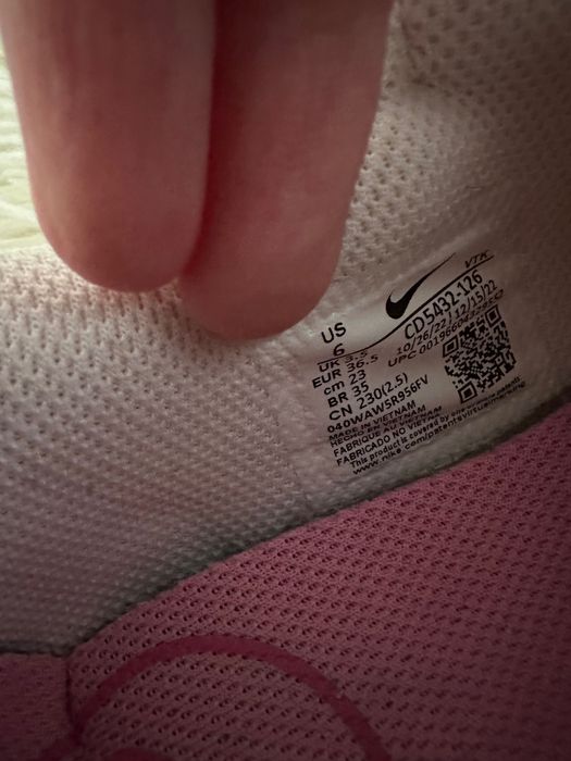 nike airmax майже нові, носила 2 рази