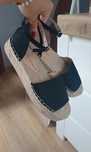 Czarne espadryle South Beach z odkrytymi palcami i zabudowaną piętą