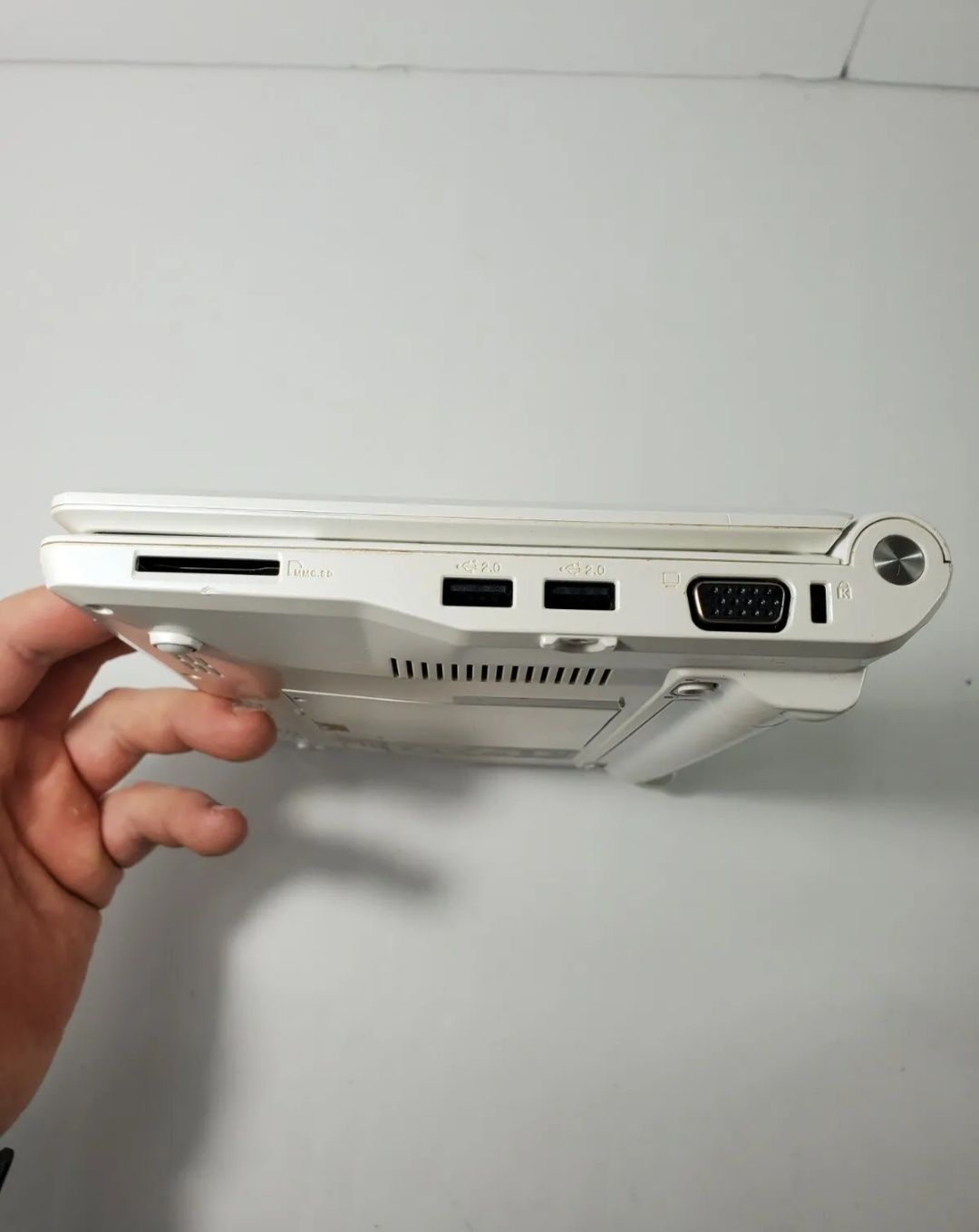 ASUS EE Pc 4G Surf Branco c/ Linux Funciona