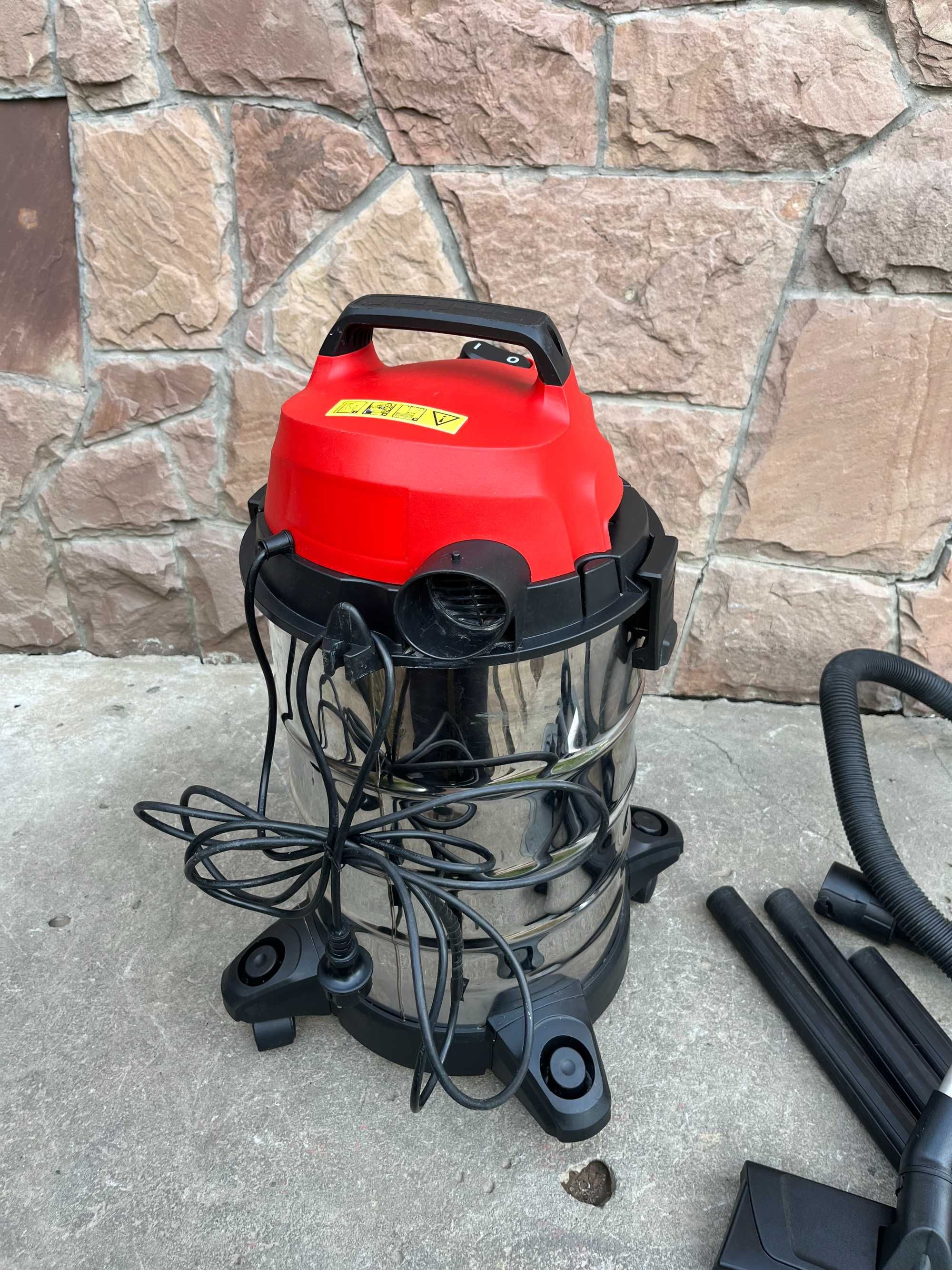 Промисловий пилосос Einhell TC-VC 1930 SA