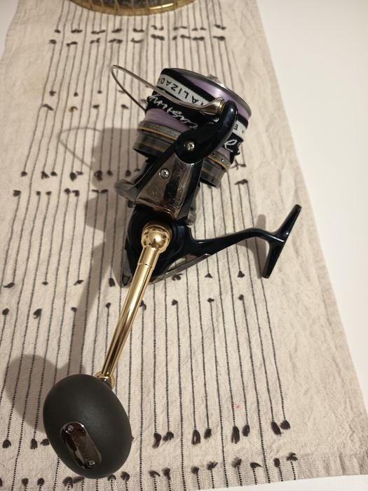 Shimano Bullseye XT 
Carreto que dispensa apresentação.
Mecânica impec