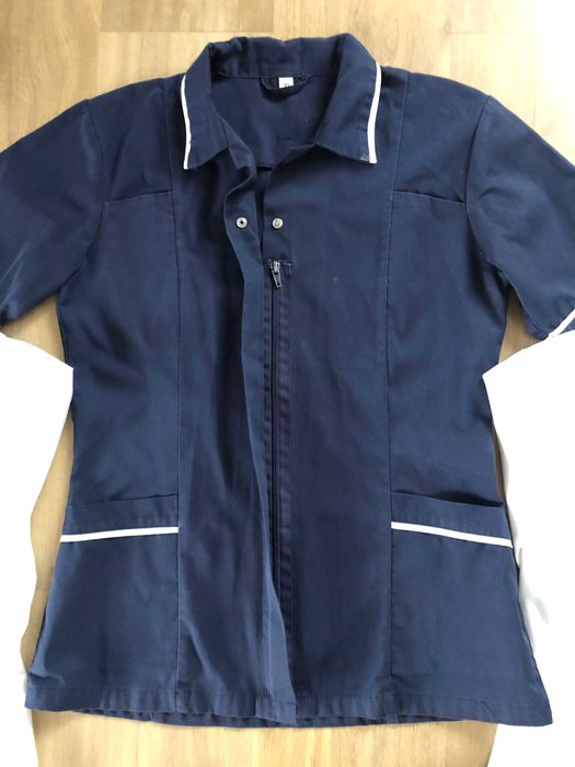 Bluzki medyczne R.M ( 38 )uniform, mundurek, fartuch, białe, granatowe