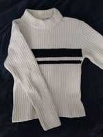 Biały golf sweter
