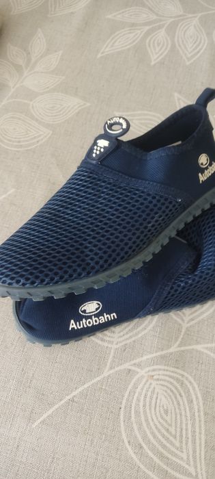 Продам жіночі макасини нові