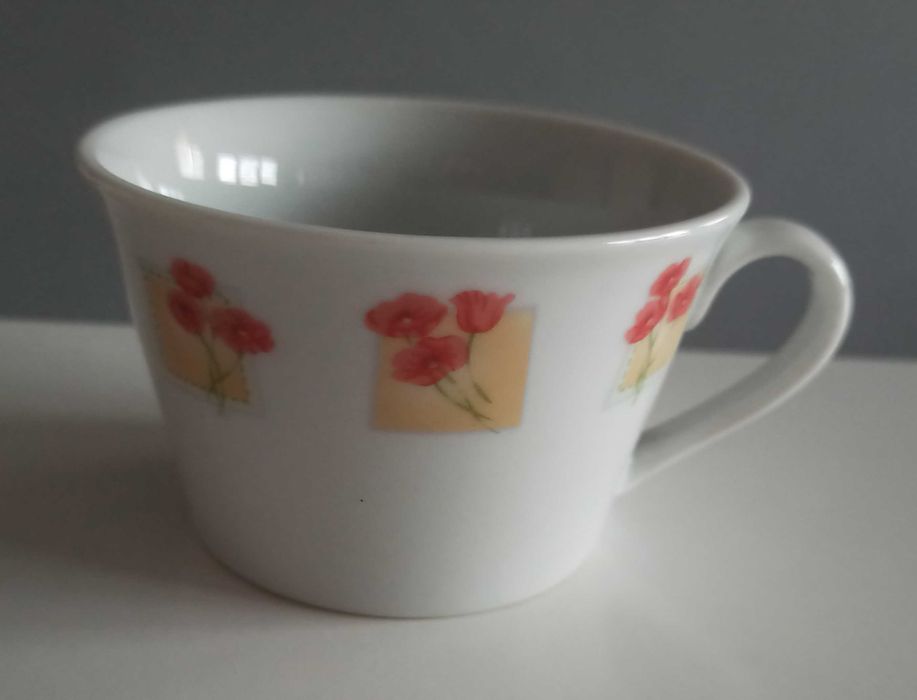 stara filiżanka huta Szkło - Krosno Krośnieńskie Huty Szkła 30 XX wiek