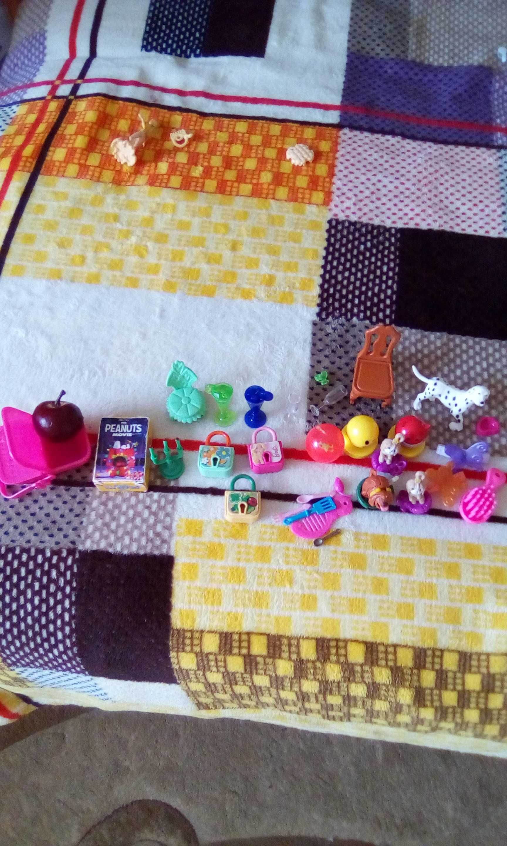 Детские игрушки из разных коллекции (Киндер и ДР.)