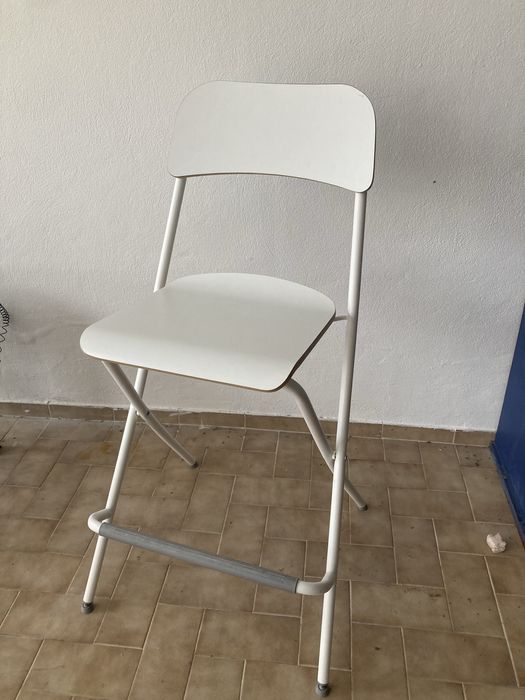 2 bancos iguais. novos