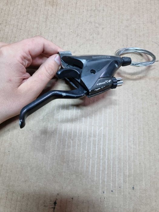 Klamkomanetki Shimano ST-EF65 3x9s