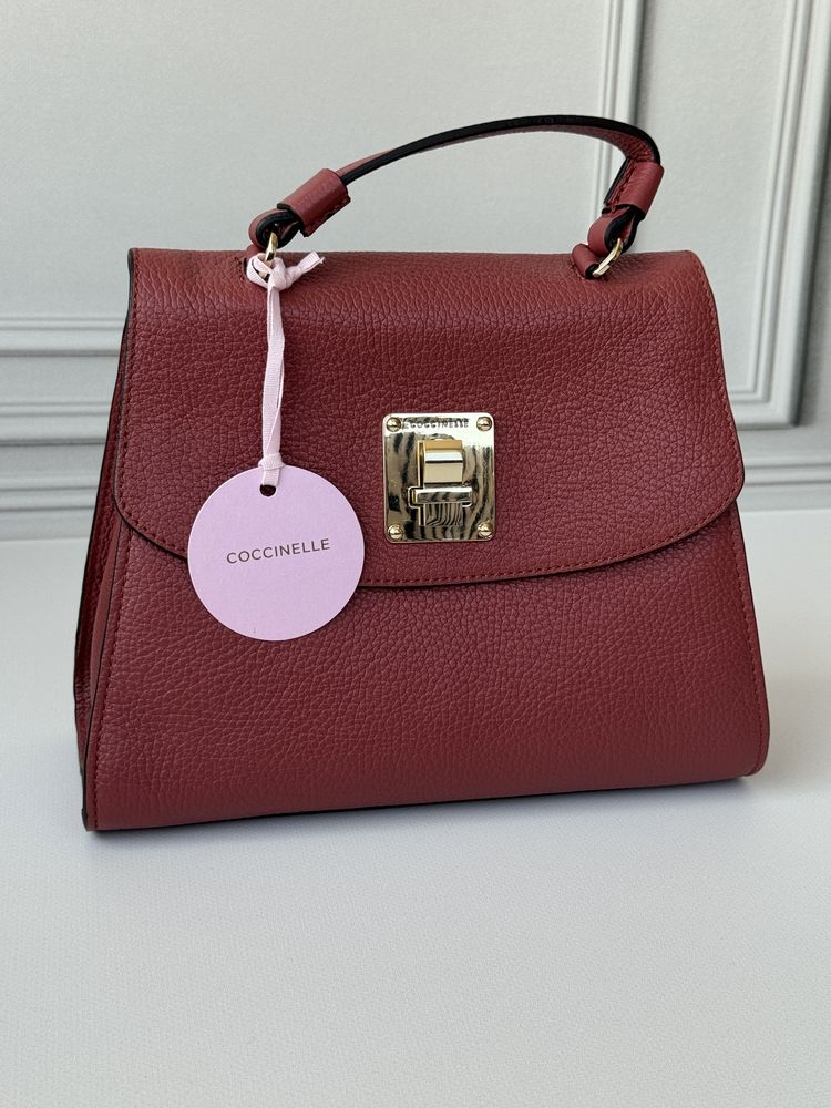 Coccinelle Agatha medium сумка furla італія