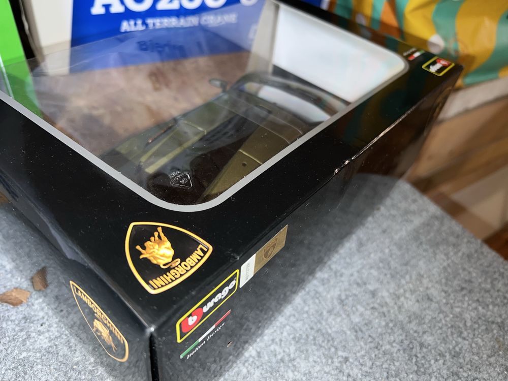 Model Bburago Lamborghini Sian FKP 37 1:18, NOWY