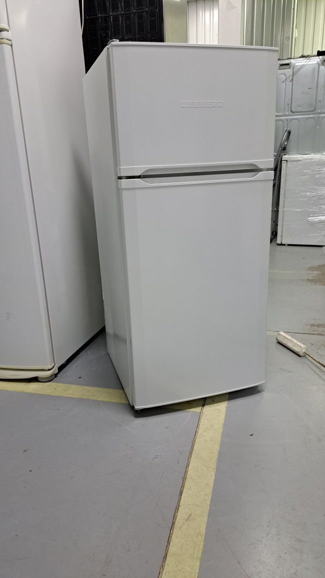 Невисокий маленький холодильник Оk ldn65 з нижньою морозилкою