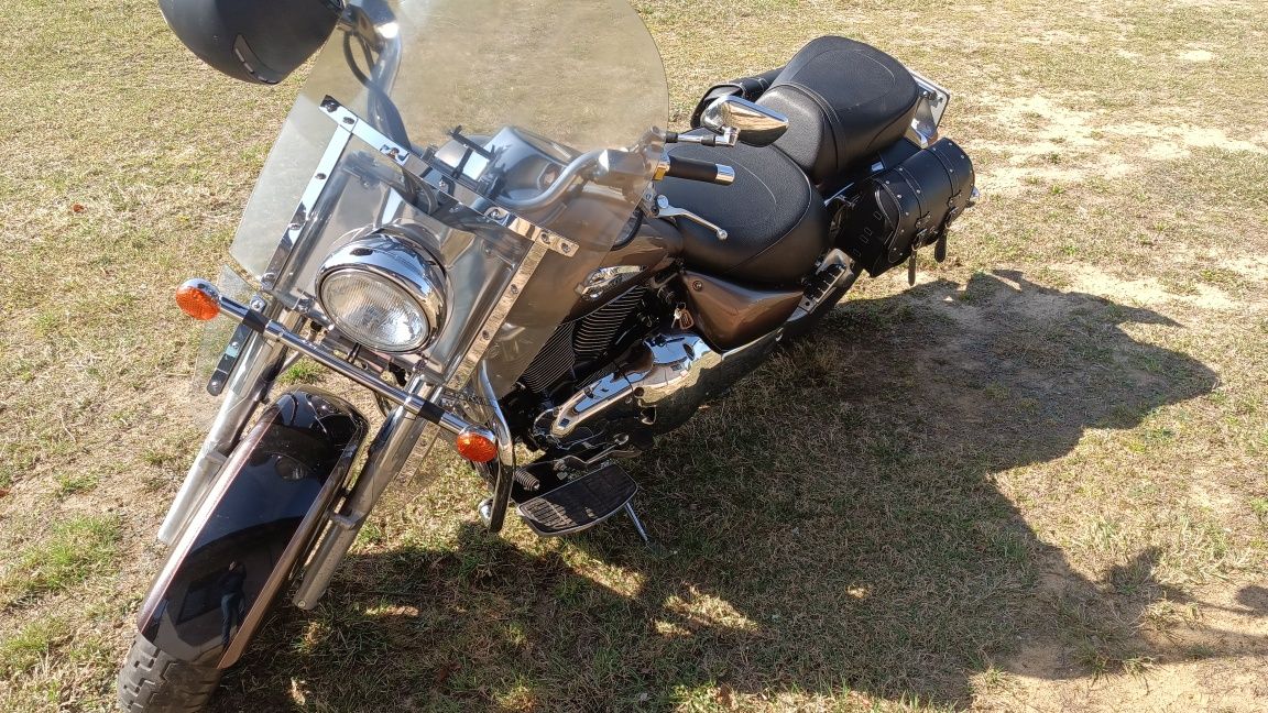 Suzuki Intruder 1500 !!