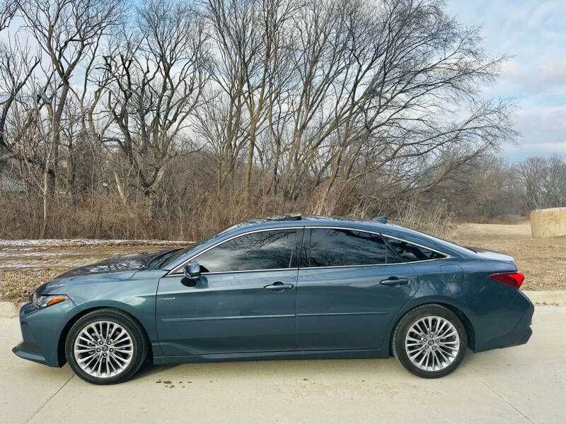 2019 Toyota Avalon Hybrid