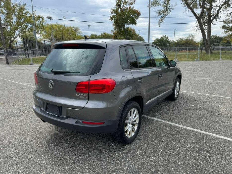 Volkswagen Tiguan SE 4Motion      2014