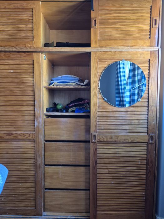 Roupeiro de quarto em pinho 170x210x60210x