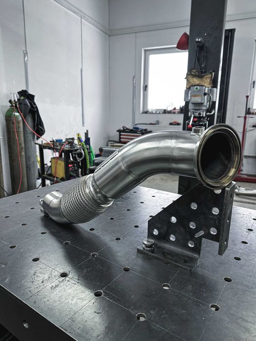 Downpipe BMW B58 bez OPF 140i / 240i / 340i / 540i / 740i