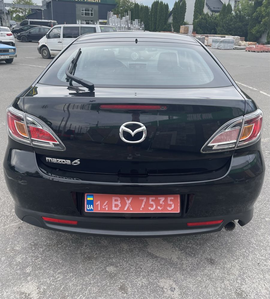 Автомобіль ,Mazda 6