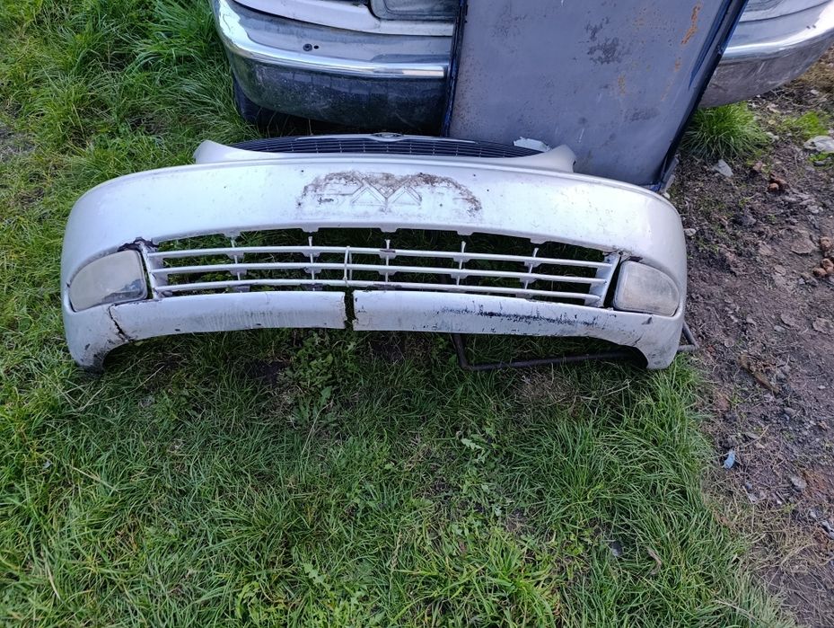 Бампер крайслер вояджер 096-06рв