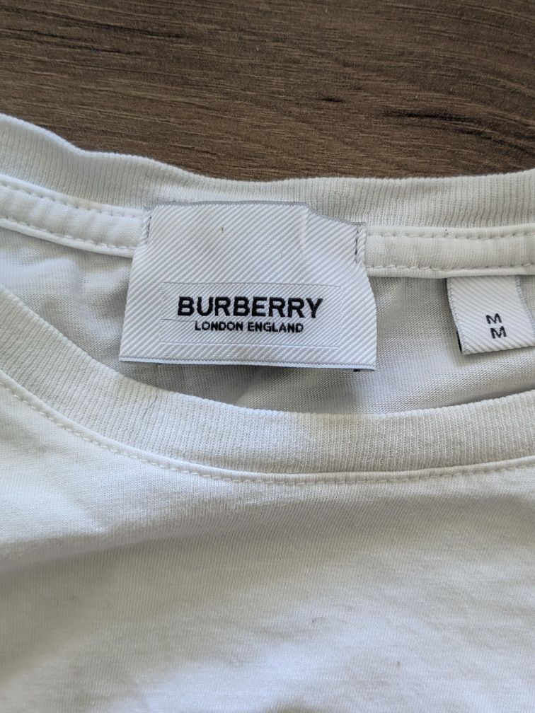 Белая футболка Burberry