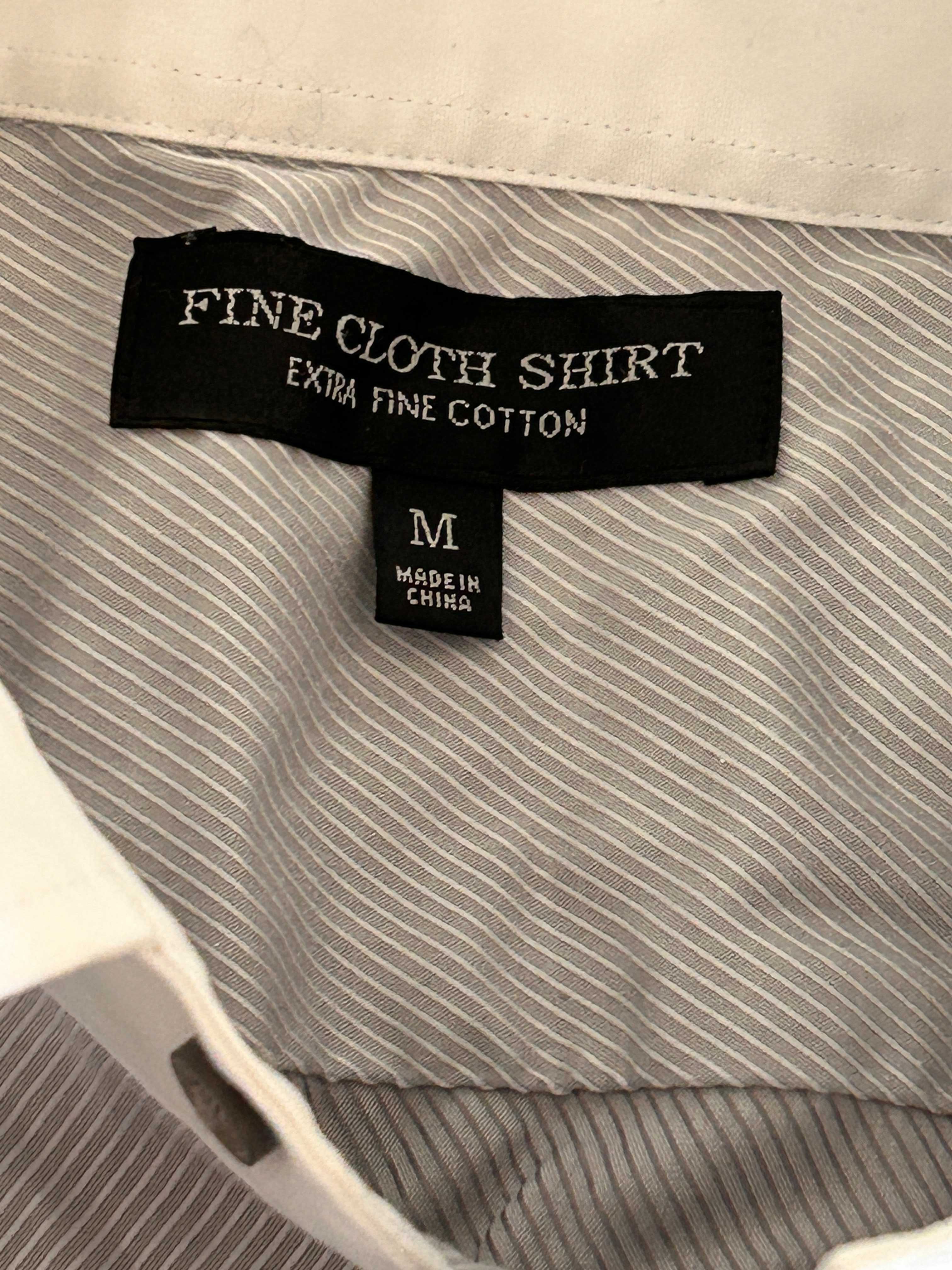 Lote de roupa de homem