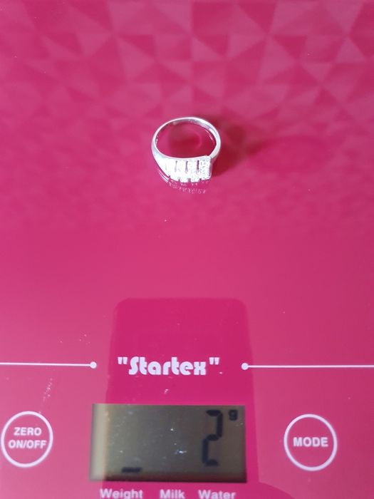 Продам срібні каблучки