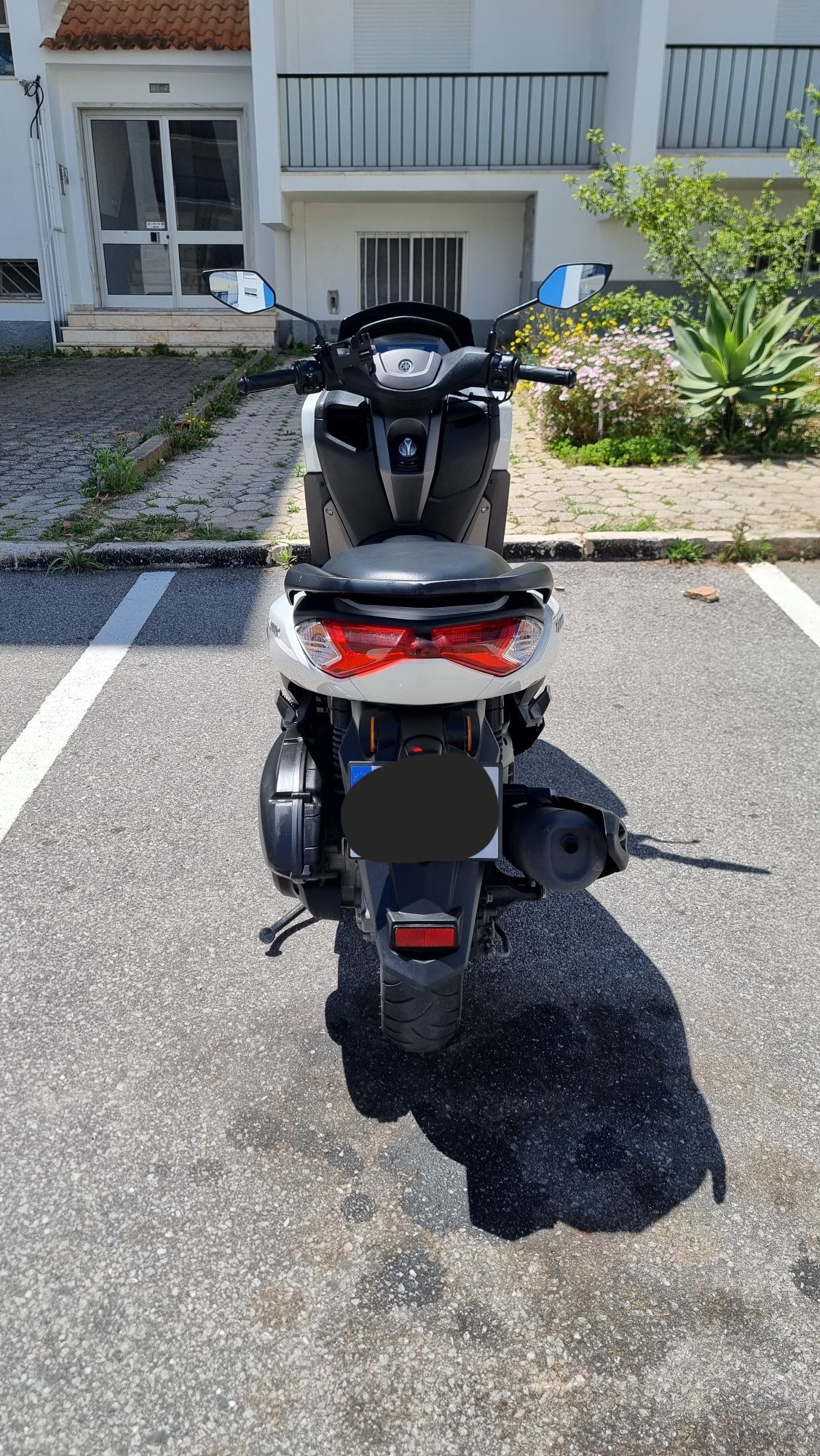 NMAX 125 COMO NOVA