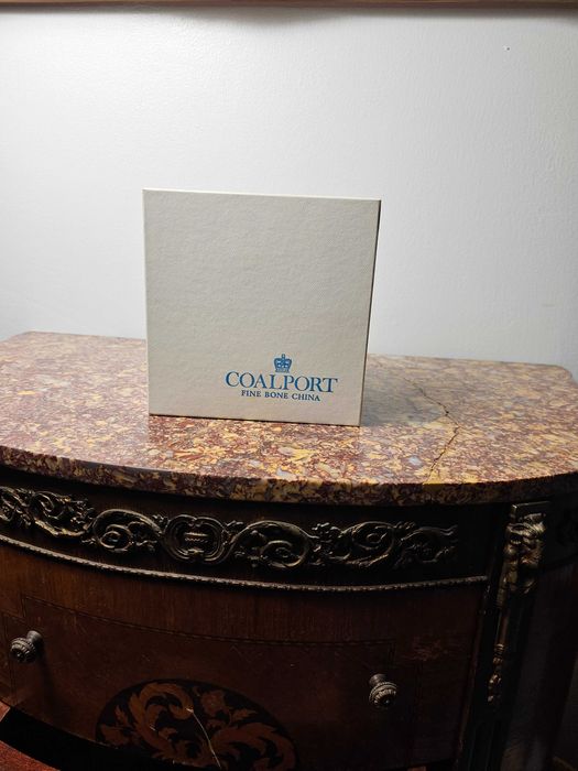 Coalport kielich porcelana" "100stu lecie urodzin Churchill'a" 11 cm