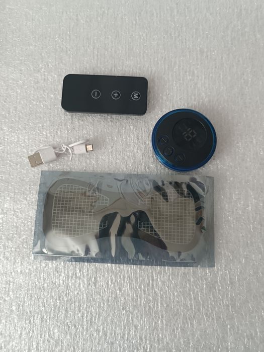 Коврик - массажёр для ног.